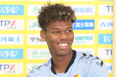 ブワニカ啓太